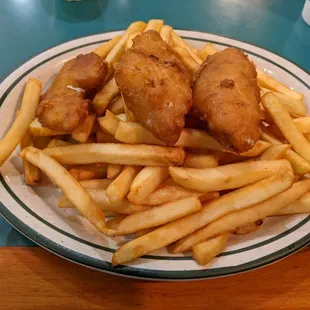 Fish n Chips they are very generous on the chips!