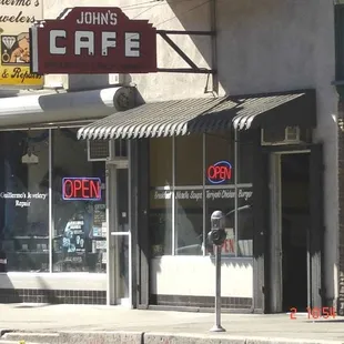John's Place
