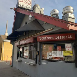 Small place and well worth the trip from SGV. Too bad, couldn't dine in!!!