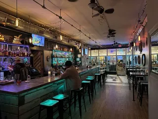 Fox Liquor Bar