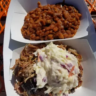 21-3 Pitmaster and beans