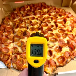 Excellent box kept my pizza hot after a 21min drive home.  #UpCloseSavor