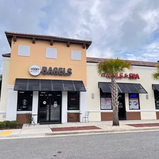 Exterior building next to Circle K