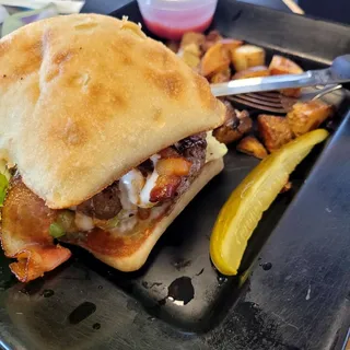 JoJack's Chipotle Bacon Burger