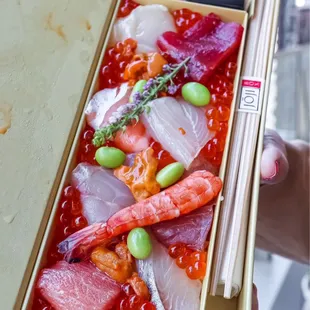 Omakase Chirashi Box (@joeynht)