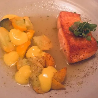 Seared Faroe Island Salmon