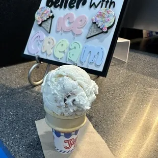 Coconut Cream pie small cone