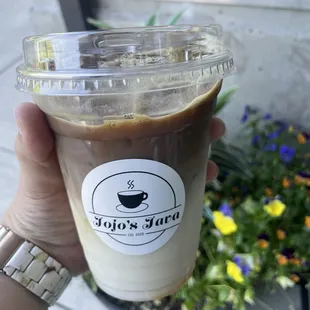 Iced Caramel Macchiato.