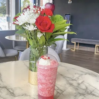 Strawberry Creamio