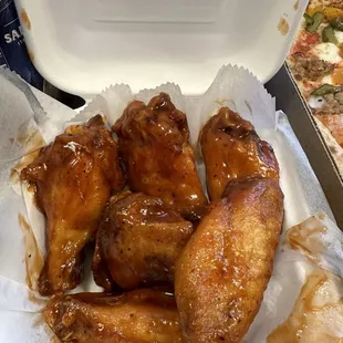 Sticky fingers wings
