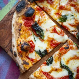 food, pizza