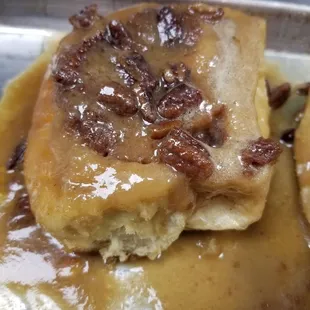 Gelato infused caramel rolls