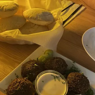 Pita bread and falafel