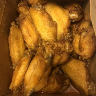 chicken wings, fried chicken wings, food, bbq wings, chicken, fried chicken, poultry, bbq chicken, chicken wings and fried chicken