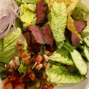 Peppered Steak Salad