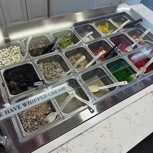 HUGE topping variety!