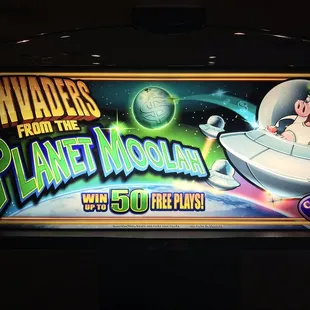 I'm almost always lucky on this machine, and even if I lose, I don't care, it's just hella fun!