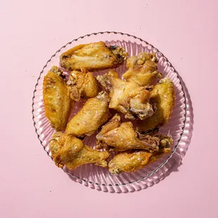 food, chicken wings and fried chicken