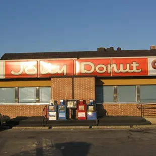 ...at sunrise we saw a curious sight on the horizon...