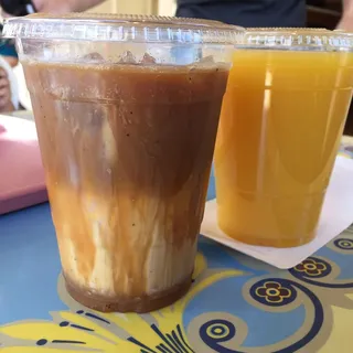 Iced Caramel Macchiato