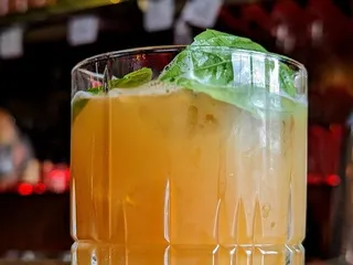 Belle’s Lounge by Valentine Distilling