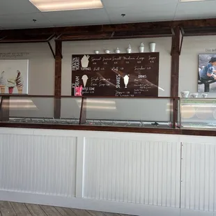 Great Little Yogurt Shop!