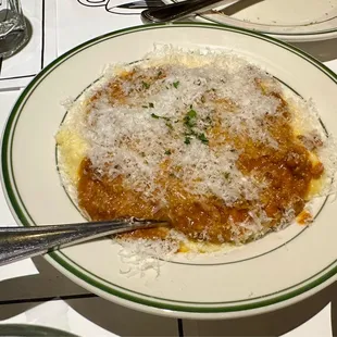 Beef bolognese polenta