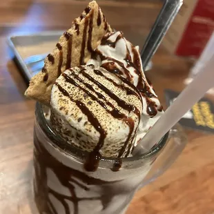 You're killing me smalls milkshake - s'mores