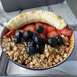 Pitaya Bowl w/ Honey