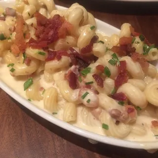 Mac N Five Cheeses w/ Bacon