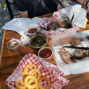 1lb beef brisket onion rings collard greens