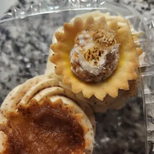 Here we have two cupcakes picked up to enjoy at home. 2 hours later, one had turned into mold flavored.  Not what I ordered!