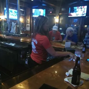 Amanda is an awesome bartender!