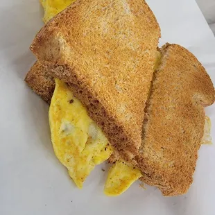 Breakfast sandwich