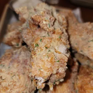 Snow cheddar wings