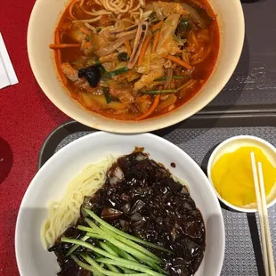 food, ramen and noodles