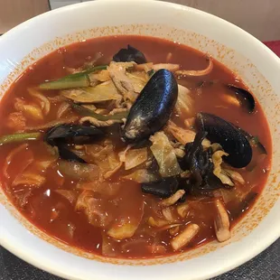 ramen and noodles, noodle dish, noodles, ramen, noodle soup, food