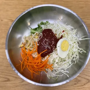 Spicy vegetable noodles