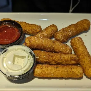 Mozzarella sticks