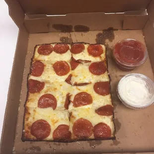 Yummmmmm pep &amp; cheese garlic bread