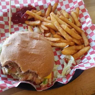 That&apos;s a good burger ... it&apos;s default locals spot .