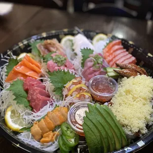 Omakase special!  Uni Octopus Otoro Ocean trout Yellowtail belly Bluefin tuna Albacarore Salmon Scallop Fresh wasabi Ikura  Unagi roll