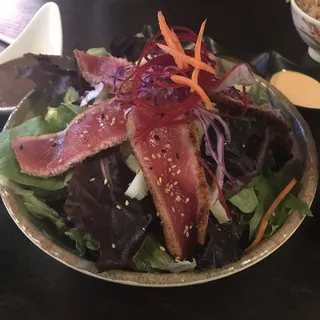 Seared Tuna Salad