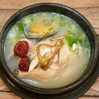 Ox-knee Soup with Abalone ()