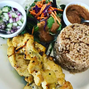 Lunch special chicken satay