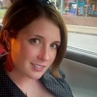Lindsey V.