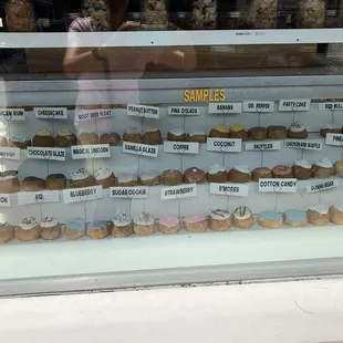Window shows the various options you can choose for your donut toppings.