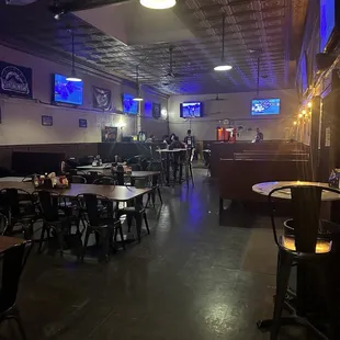 Nice, generous size dining room