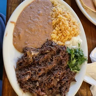 Barbacoa  plate with rice and beans