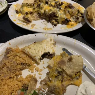 a plate of mexican food